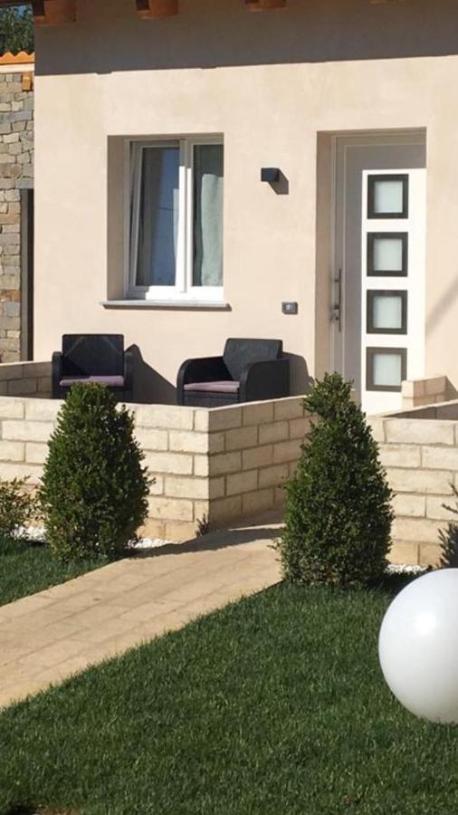 Home Holiday "Da Mamma" Alba  Exterior foto