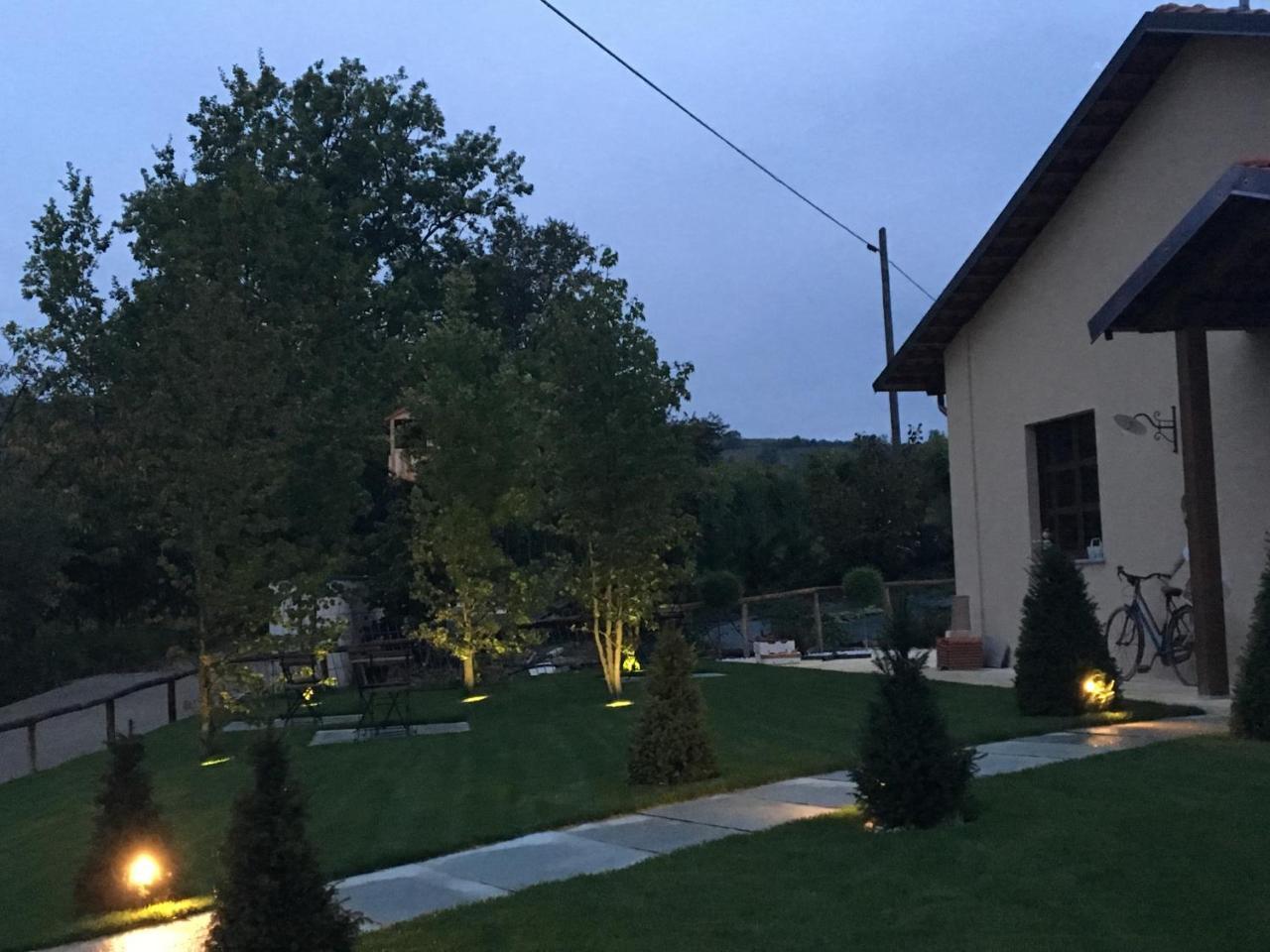 Home Holiday "Da Mamma" Alba  Exterior foto